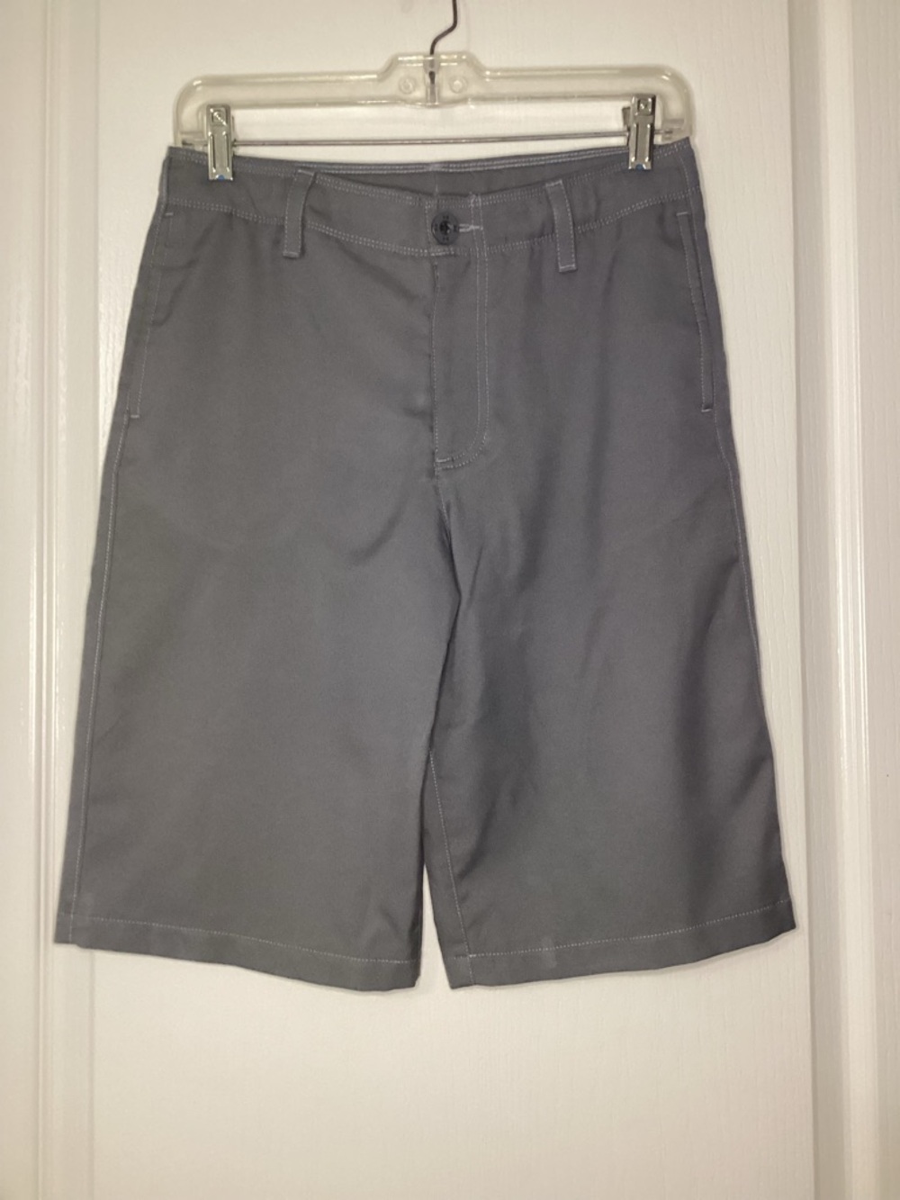 Under Armour Boy’s Gray Performance Flat-Front Shorts